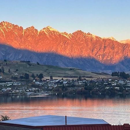 Lakeview Home Retreat At Queenstown Hill Eksteriør bilde